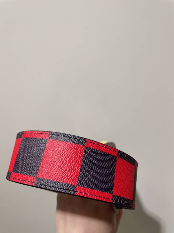 Louis Vuitton 40MM Belt LVB00336